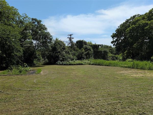 212 E Ellen Avenue, Hurst, TX 76053