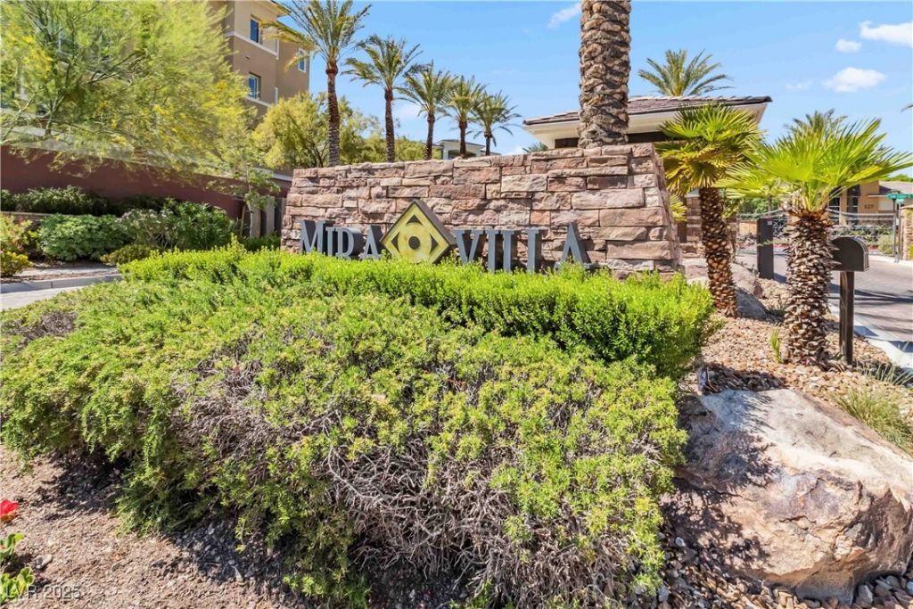 9125 Las Manaitas Avenue, Unit 302, Las Vegas, NV 89144 Main Photo