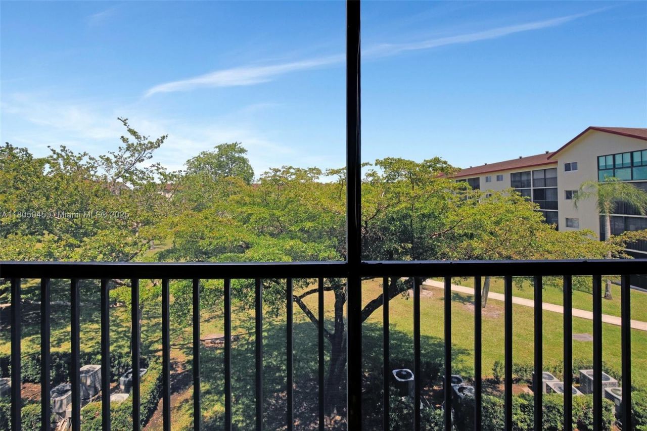 1601 SW 128th Ter, Unit 309A, Pembroke Pines, FL 33027 Photo