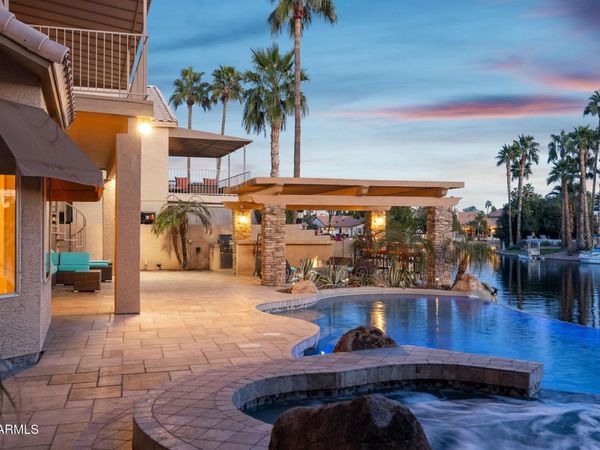 1321 W Shellfish Drive, Gilbert, AZ 85233