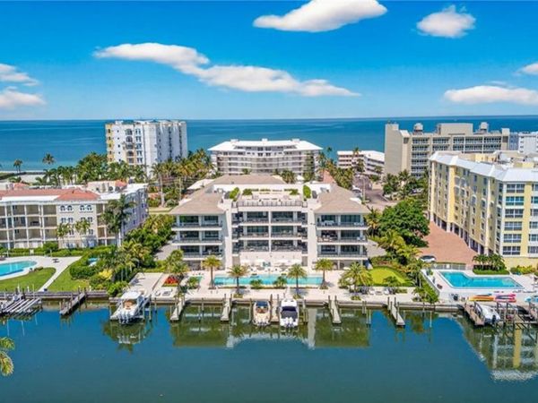 1820 Gulf Shore BLVD N, Unit 202, NAPLES, FL 34102