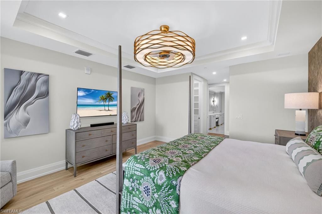 1820 Gulf Shore Blvd N, Unit 202, Naples, FL 34102 Photo