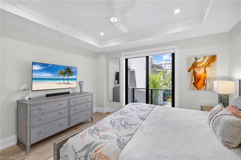 1820 Gulf Shore Blvd N, Unit 202, Naples, FL 34102 Photo