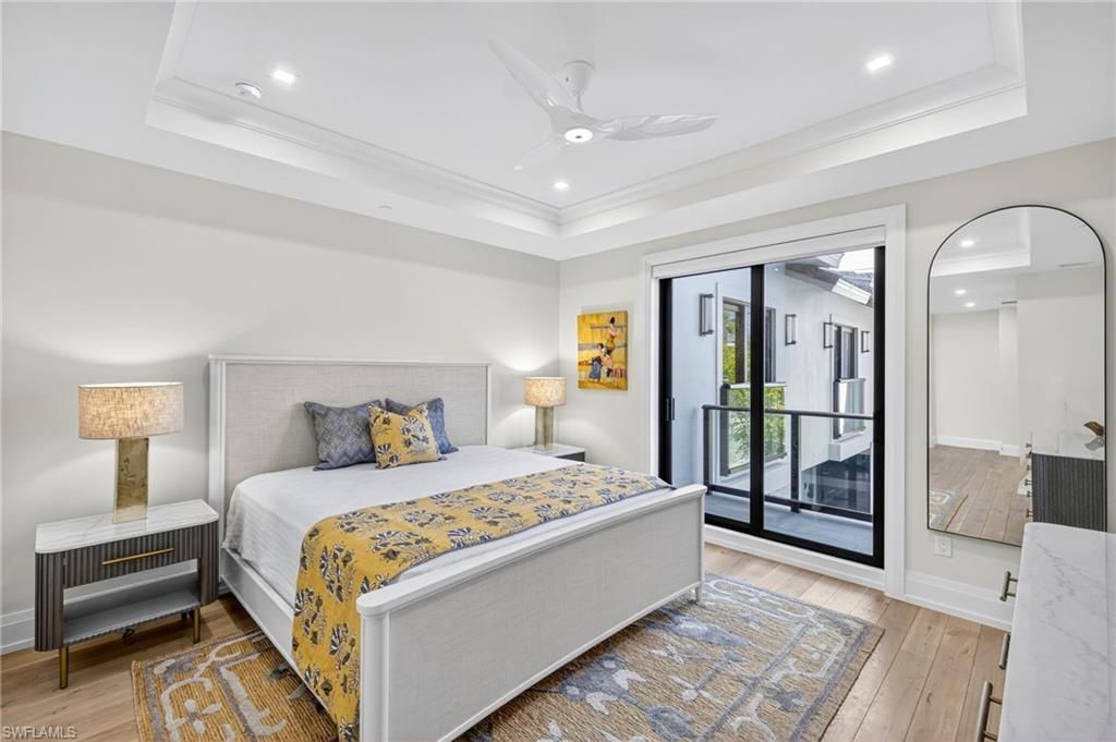 1820 Gulf Shore Blvd N, Unit 202, Naples, FL 34102 Photo