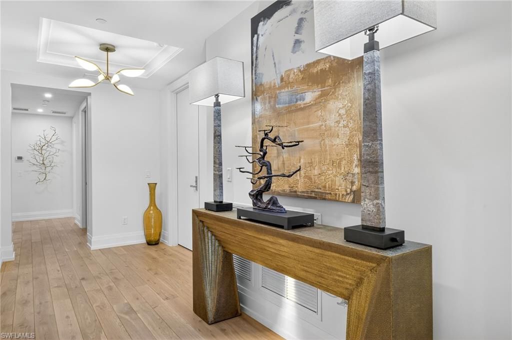 1820 Gulf Shore Blvd N, Unit 202, Naples, FL 34102 Photo