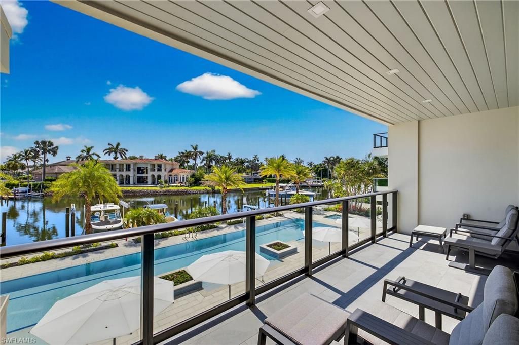 1820 Gulf Shore Blvd N, Unit 202, Naples, FL 34102 Photo