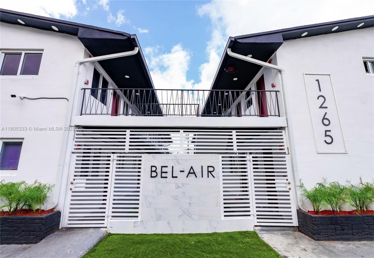 1265 Sharazad Blvd, Opa Locka, FL 33054 Photo