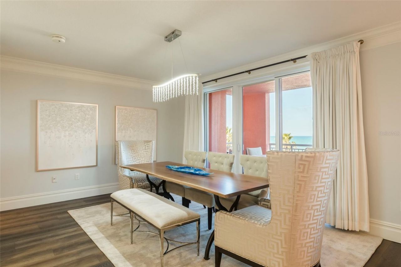 301 S Gulfview Boulevard, Unit 304, Clearwater Beach, FL 33767 Photo