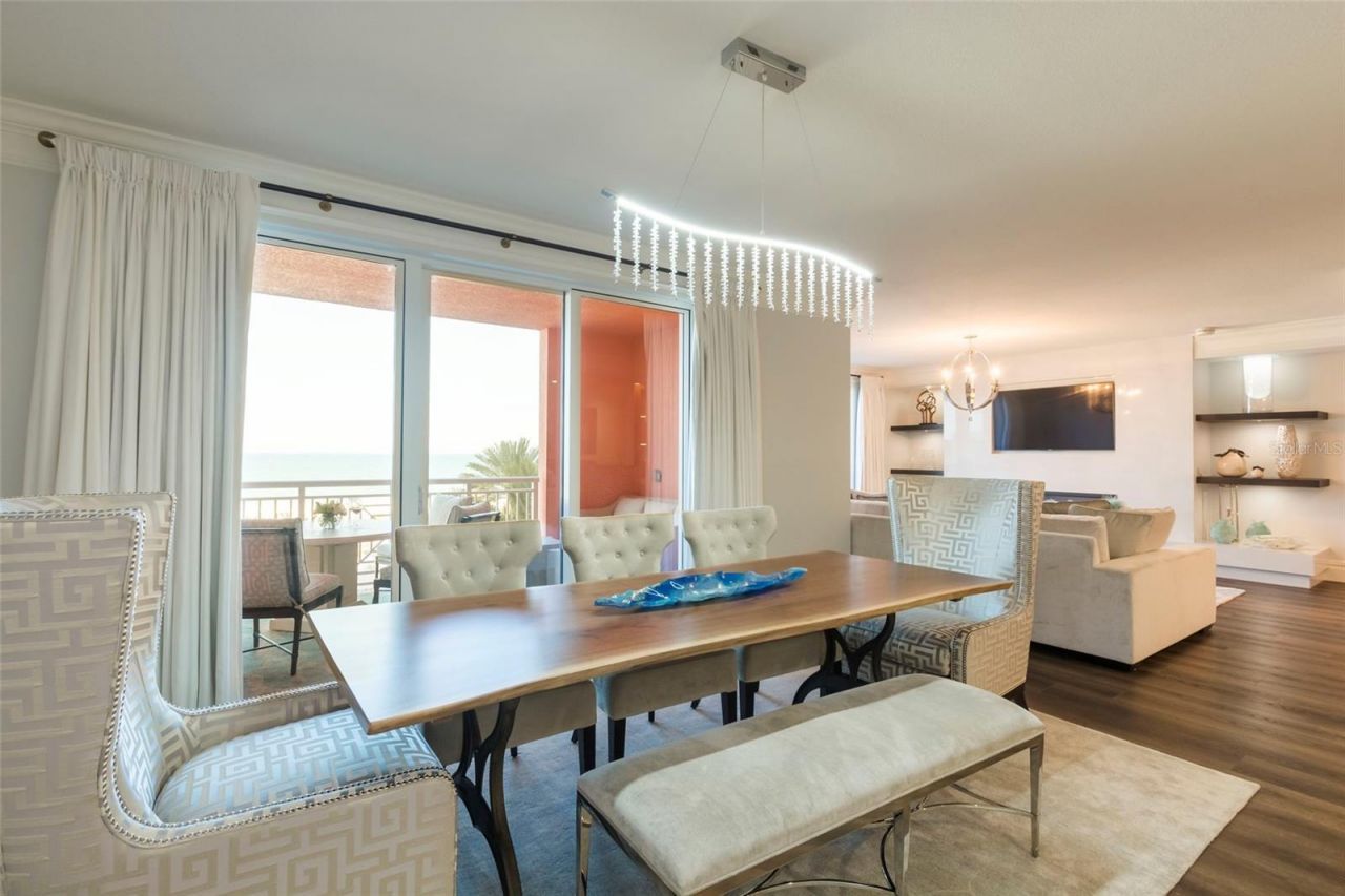 301 S Gulfview Boulevard, Unit 304, Clearwater Beach, FL 33767 Photo