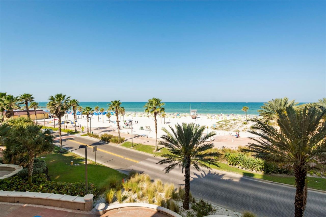 301 S Gulfview Boulevard, Unit 304, Clearwater Beach, FL 33767 Photo