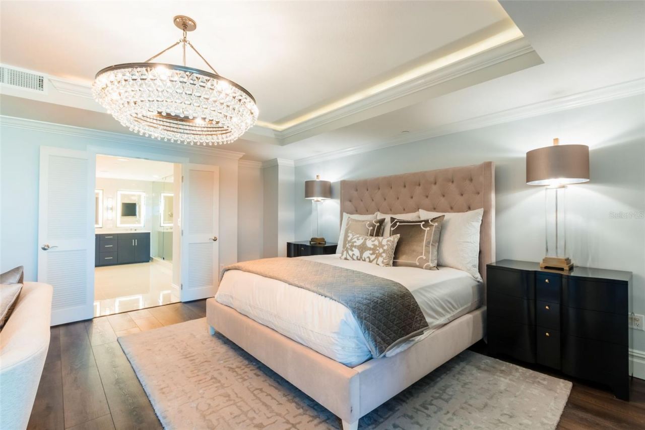 301 S Gulfview Boulevard, Unit 304, Clearwater Beach, FL 33767 Photo