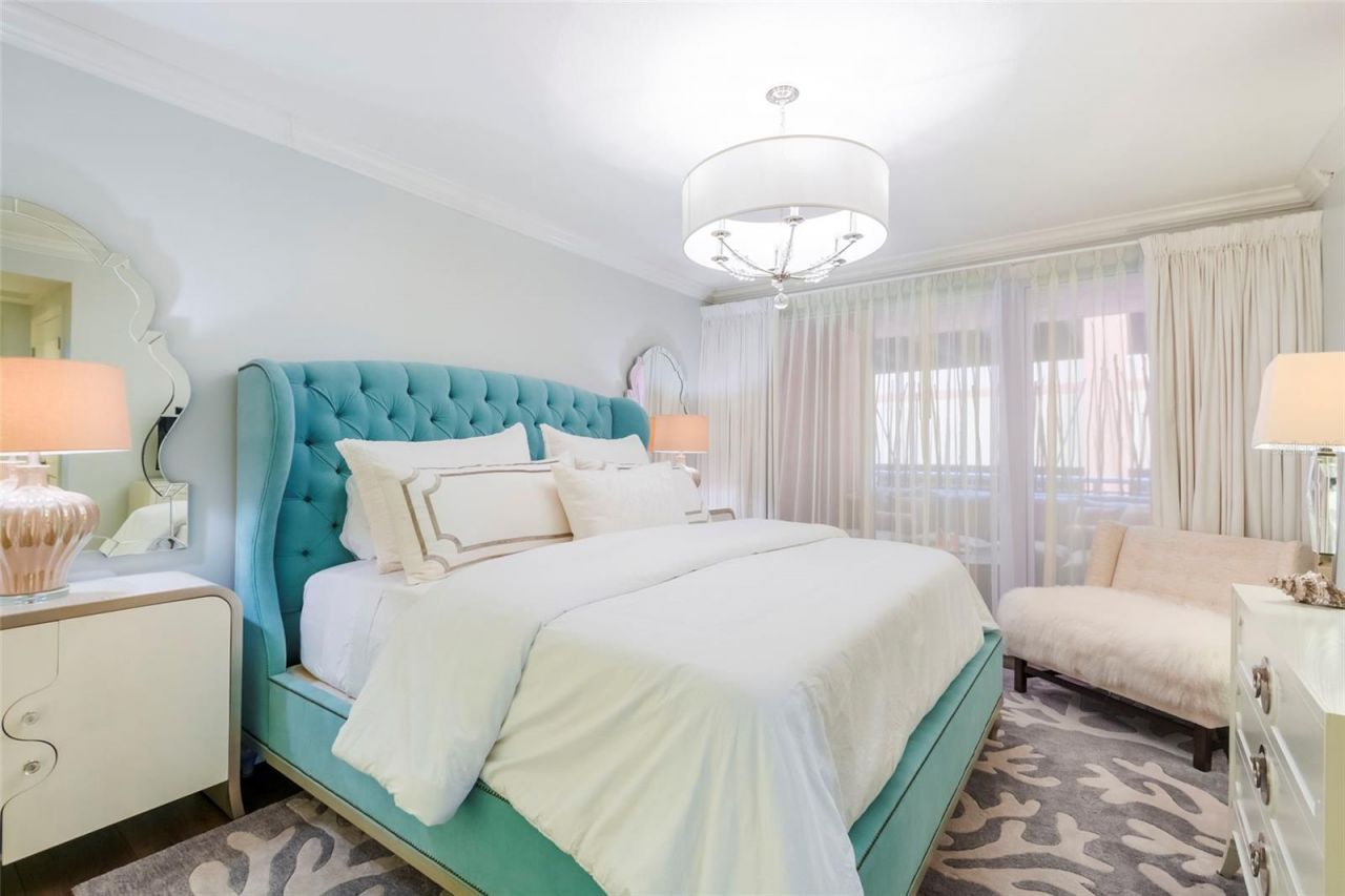 301 S Gulfview Boulevard, Unit 304, Clearwater Beach, FL 33767 Photo
