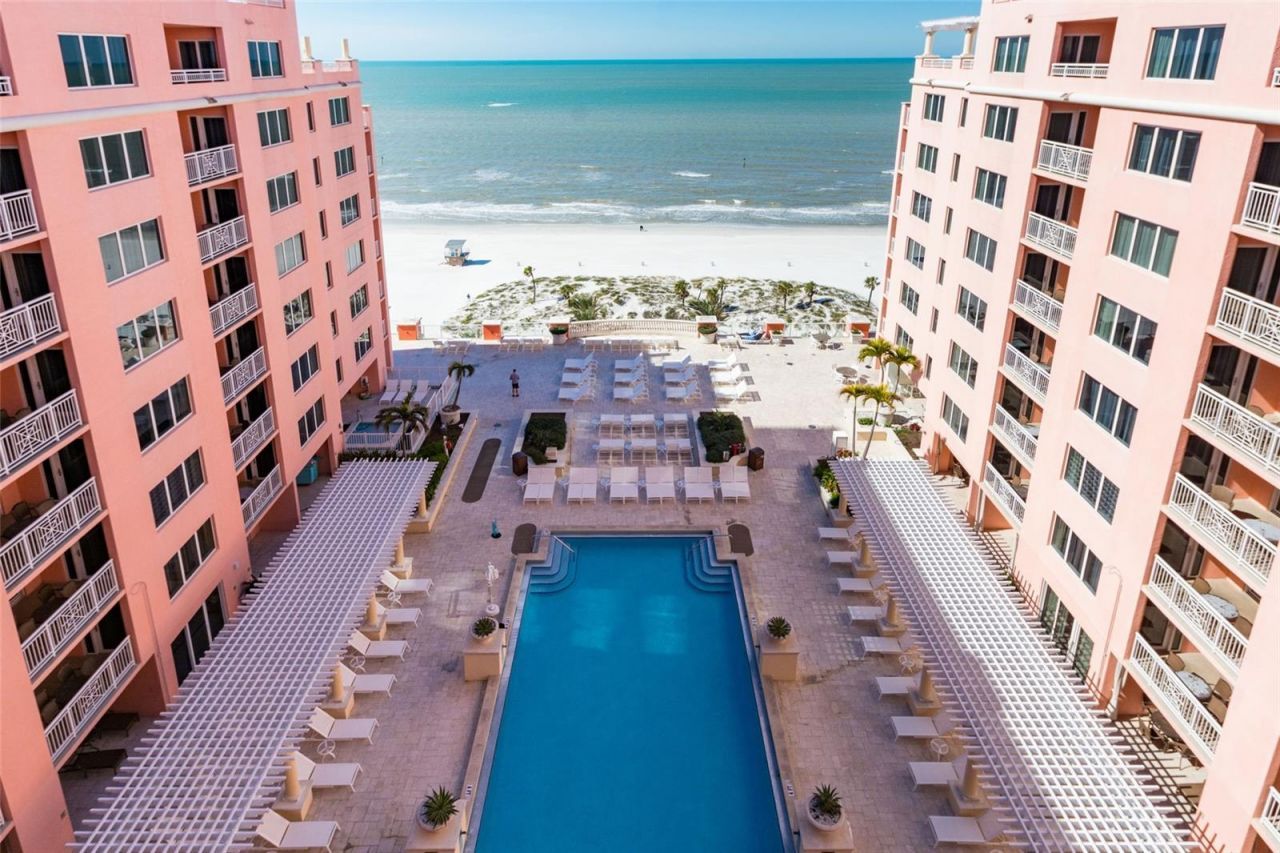 301 S Gulfview Boulevard, Unit 304, Clearwater Beach, FL 33767 Photo