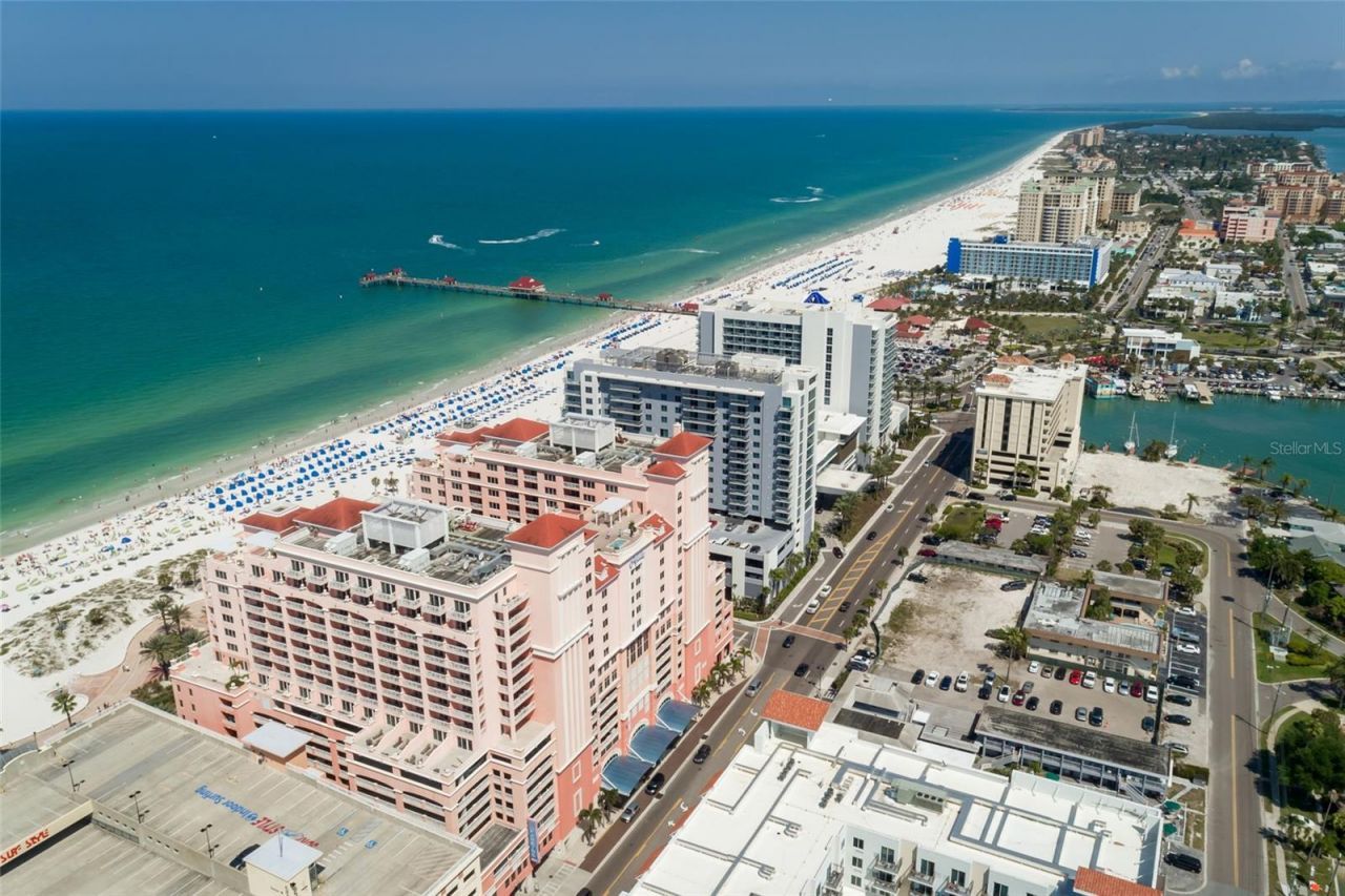 301 S Gulfview Boulevard, Unit 304, Clearwater Beach, FL 33767 Photo