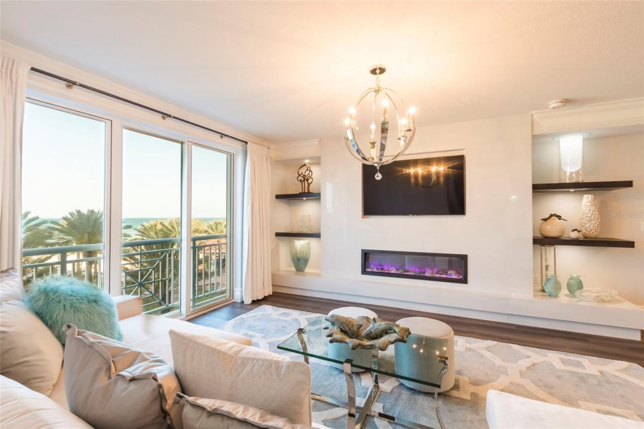301 S Gulfview Boulevard, Unit 304, Clearwater Beach, FL 33767 Photo