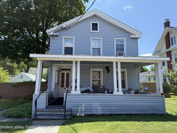 29 Railroad Avenue, Chatham, NY 12037