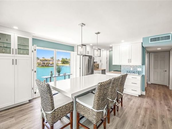 333 Harbour DR, Unit 201, NAPLES, FL 34103