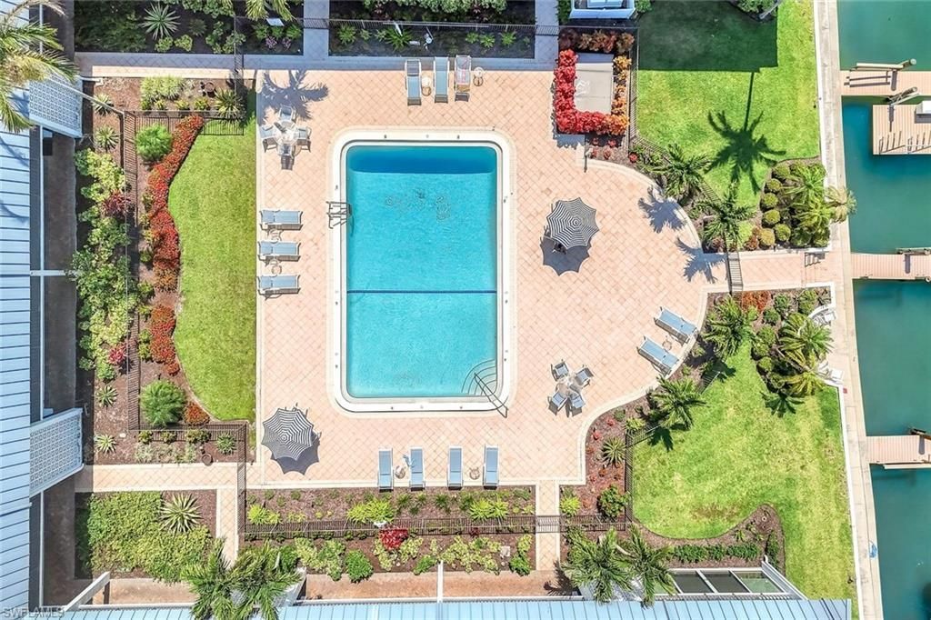 333 Harbour Dr, Unit 201, Naples, FL 34103 Photo