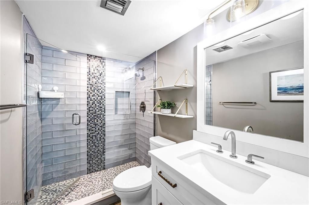 333 Harbour Dr, Unit 201, Naples, FL 34103 Photo