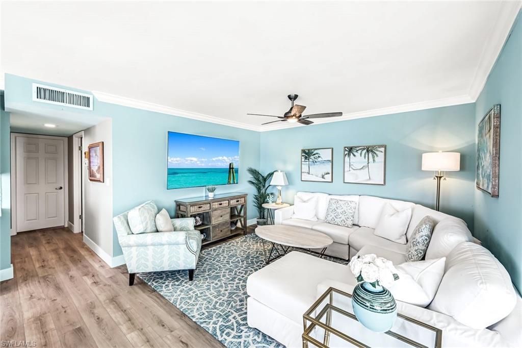 333 Harbour Dr, Unit 201, Naples, FL 34103 Photo