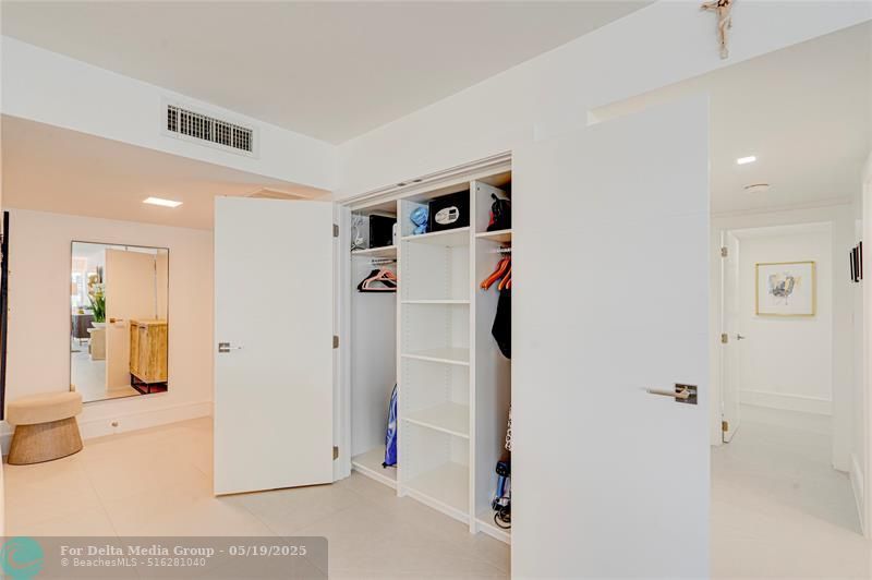 3430 Galt Ocean Dr, Unit 1011, Fort Lauderdale, FL 33308 Photo