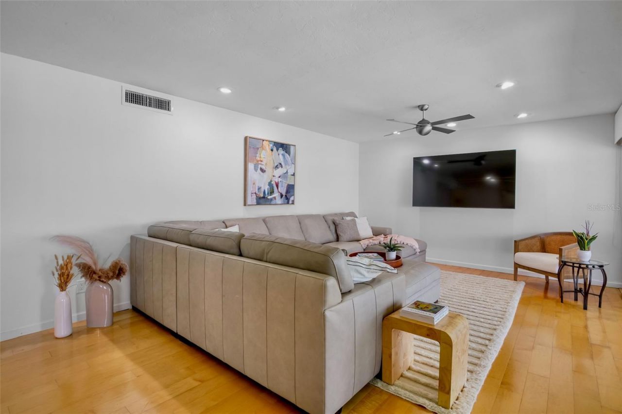 4234 Gulf Of Mexico Drive, Unit G2, Longboat Key, FL 34228 Photo