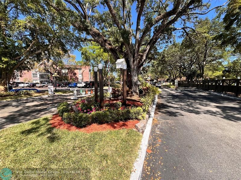 3710 Inverrary Drive, Unit 3Y, Fort Lauderdale, FL 33319 Photo
