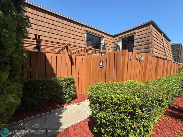 9148 SW 23rd St, Unit A, Davie, FL 33324