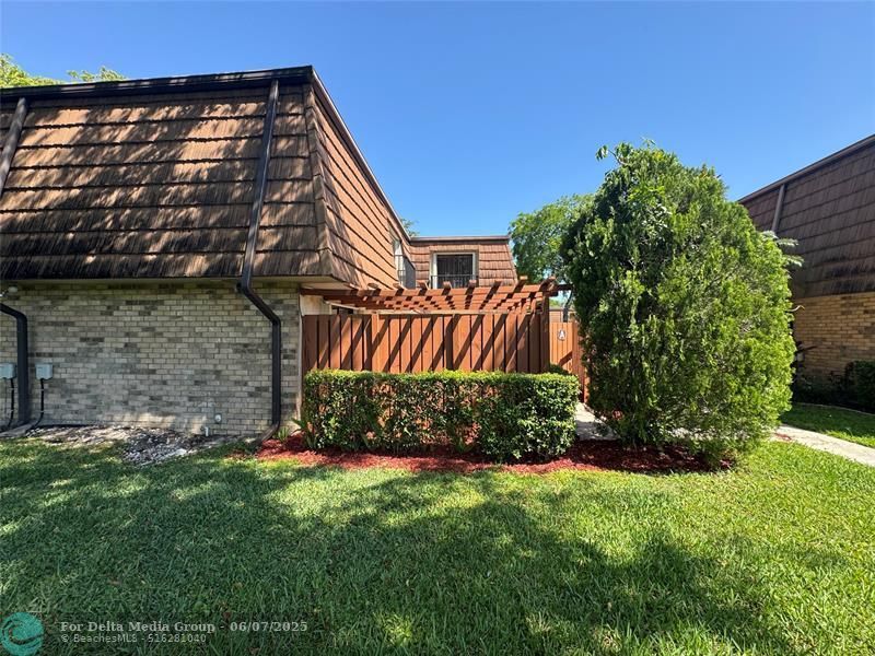 9148 SW 23rd St, Unit A, Davie, FL 33324 Photo