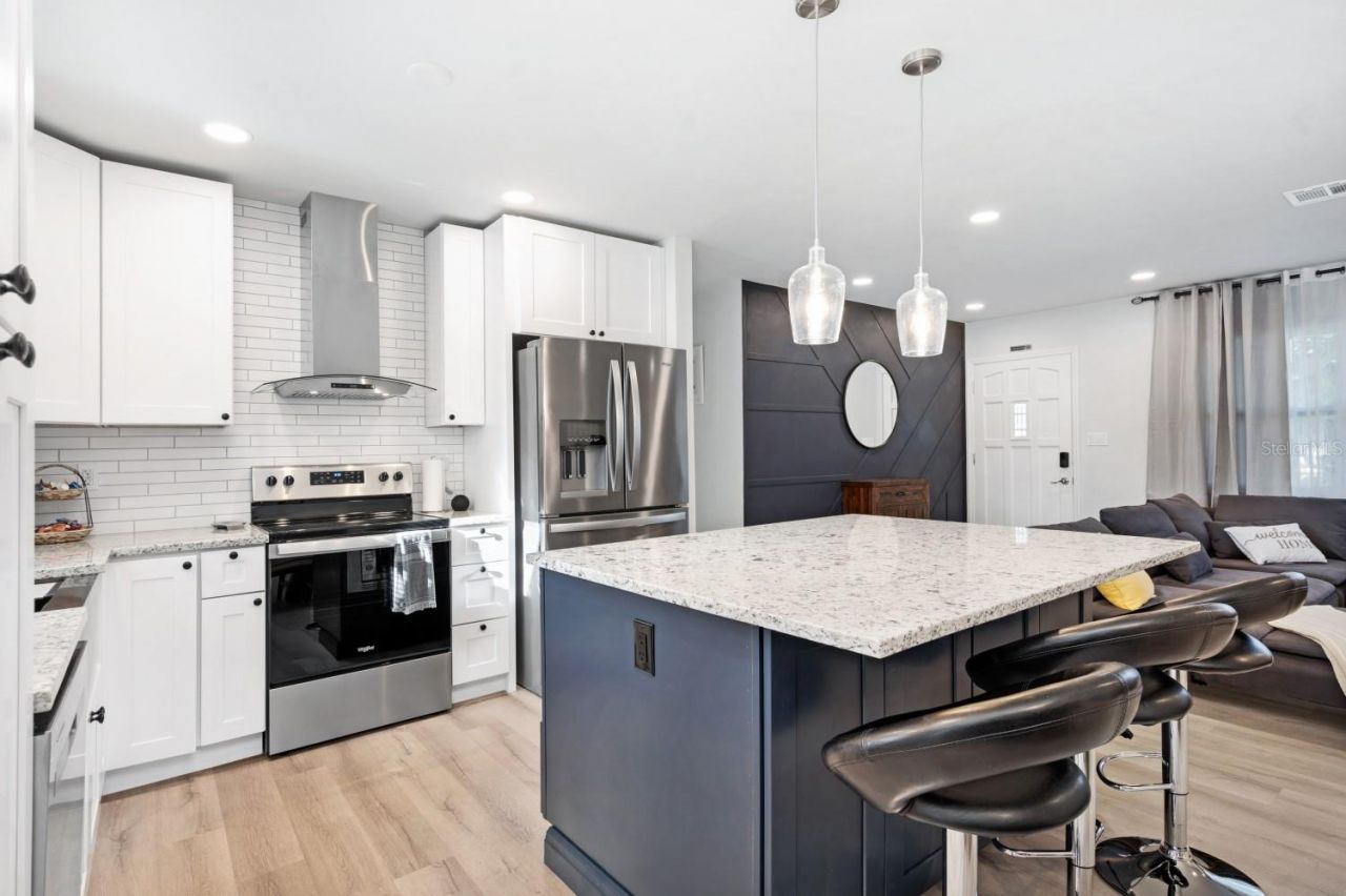 3303 32nd Street W, Bradenton, FL 34205 Photo