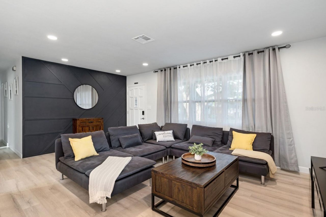 3303 32nd Street W, Bradenton, FL 34205 Photo