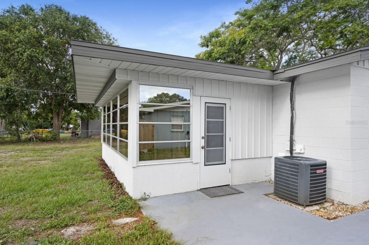 3303 32nd Street W, Bradenton, FL 34205 Photo