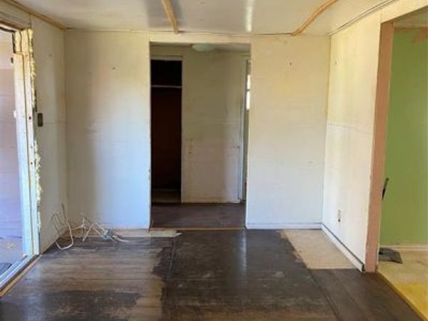 303 Pecan Street, Bardwell, TX 75101