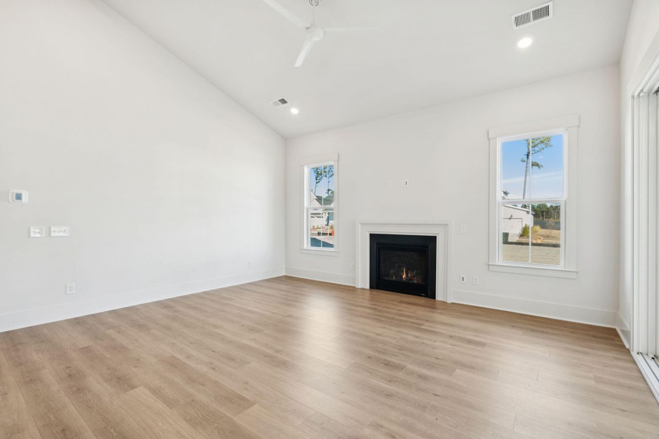 827 Gentle Breeze Drive Photo 11