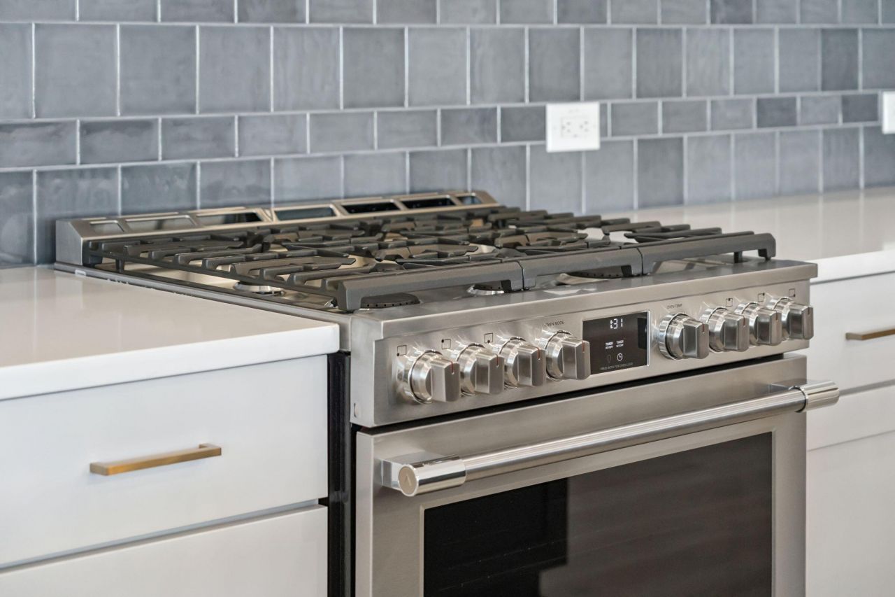 827 Gentle Breeze Drive Photo 16