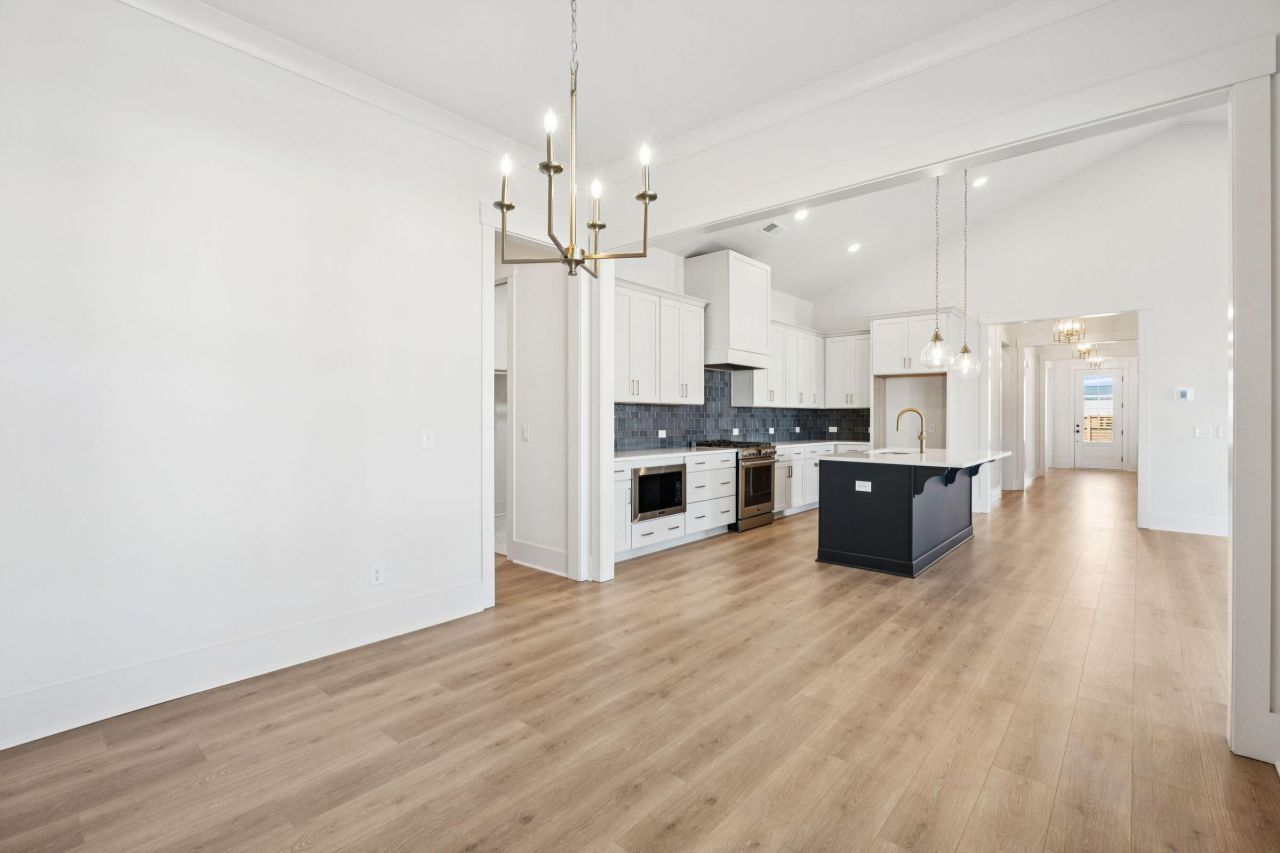 827 Gentle Breeze Drive Photo 22