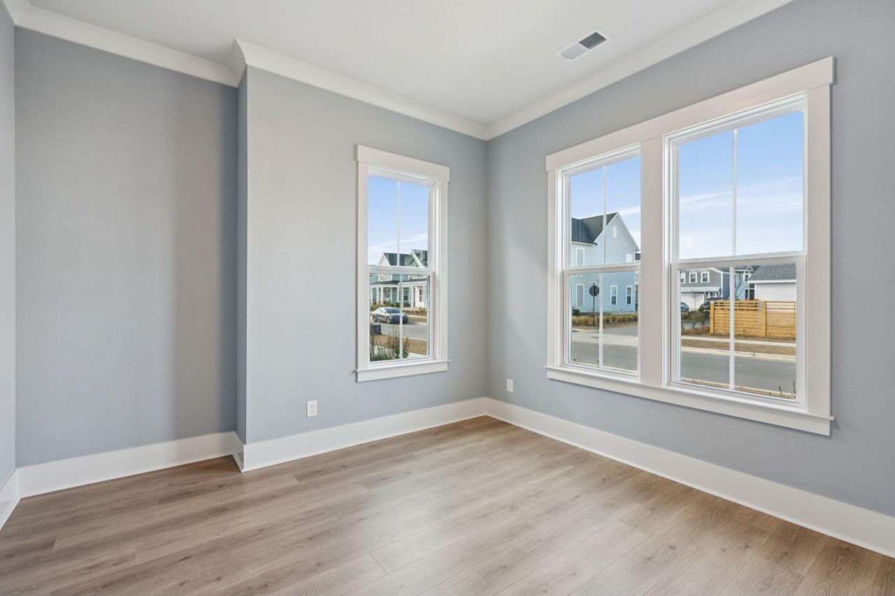 827 Gentle Breeze Drive Photo 31