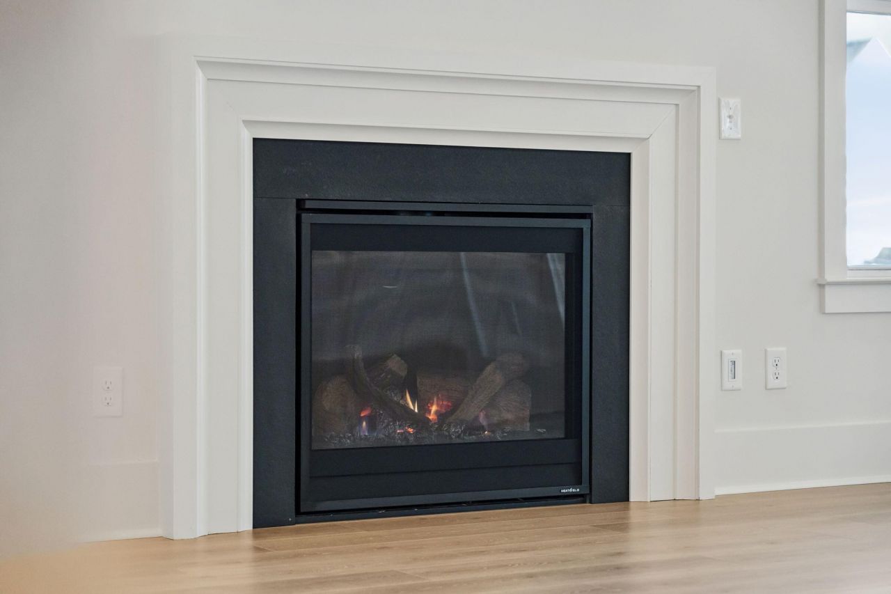 827 Gentle Breeze Drive Photo 9