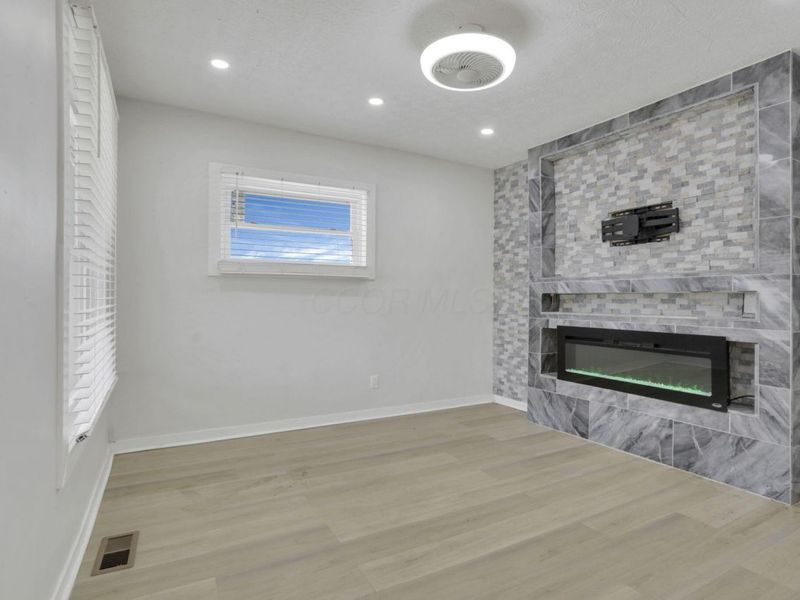 841 Saint Clair Avenue, Columbus, OH 43201 Photo 12