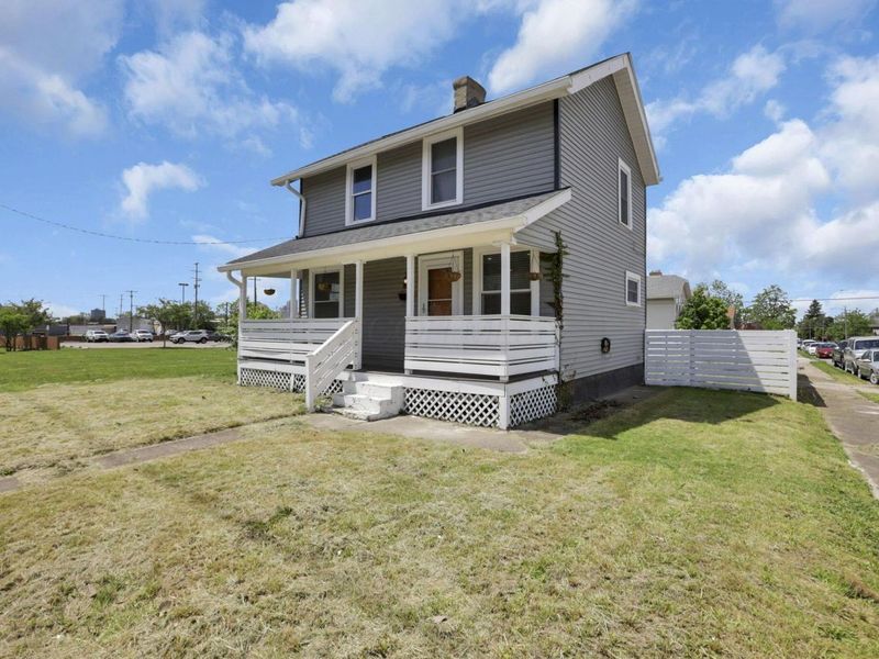 841 Saint Clair Avenue, Columbus, OH 43201 Photo 2