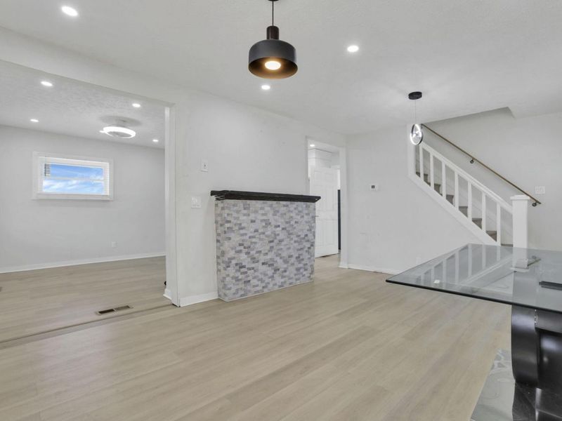 841 Saint Clair Avenue, Columbus, OH 43201 Photo 9