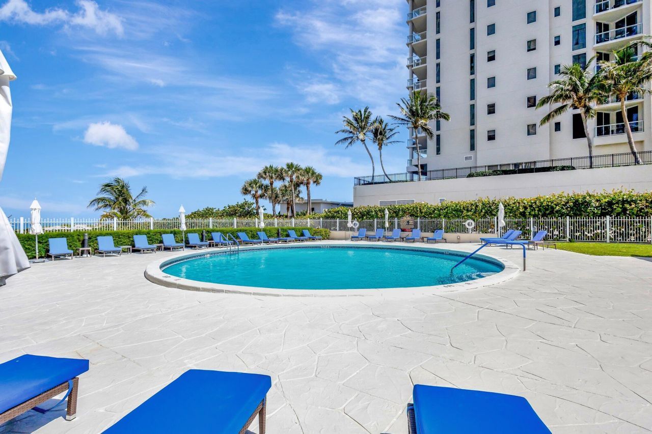 2800 N Ocean Drive, Unit A-17c, Singer Island, FL 33404 Photo