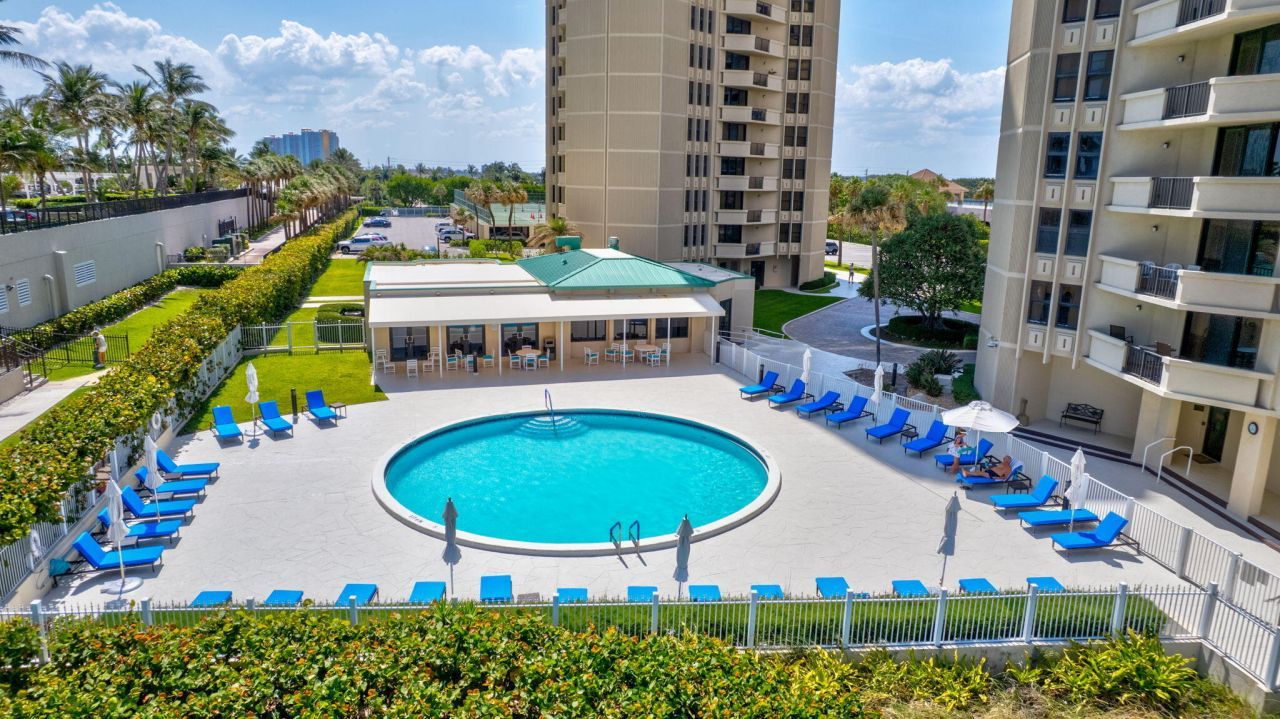 2800 N Ocean Drive, Unit A-17c, Singer Island, FL 33404 Photo