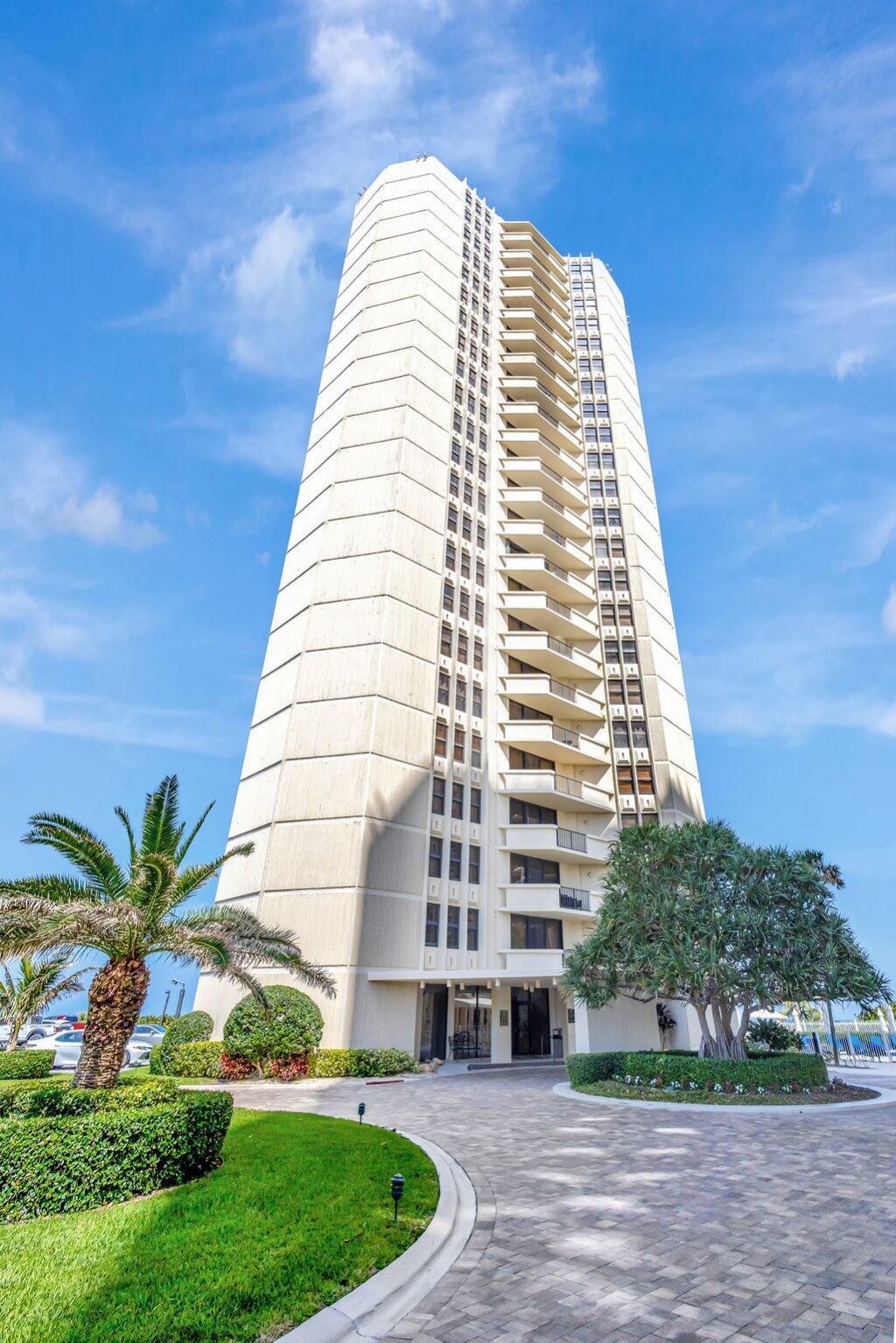 2800 N Ocean Drive, Unit A-17c, Singer Island, FL 33404 Photo