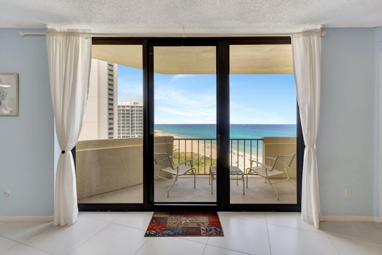 2800 N Ocean Drive, Unit A-17c, Singer Island, FL 33404 Photo
