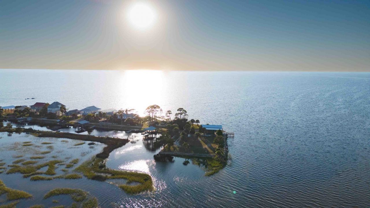 000 N Gulfview Drive, Perry, FL 32348 Photo