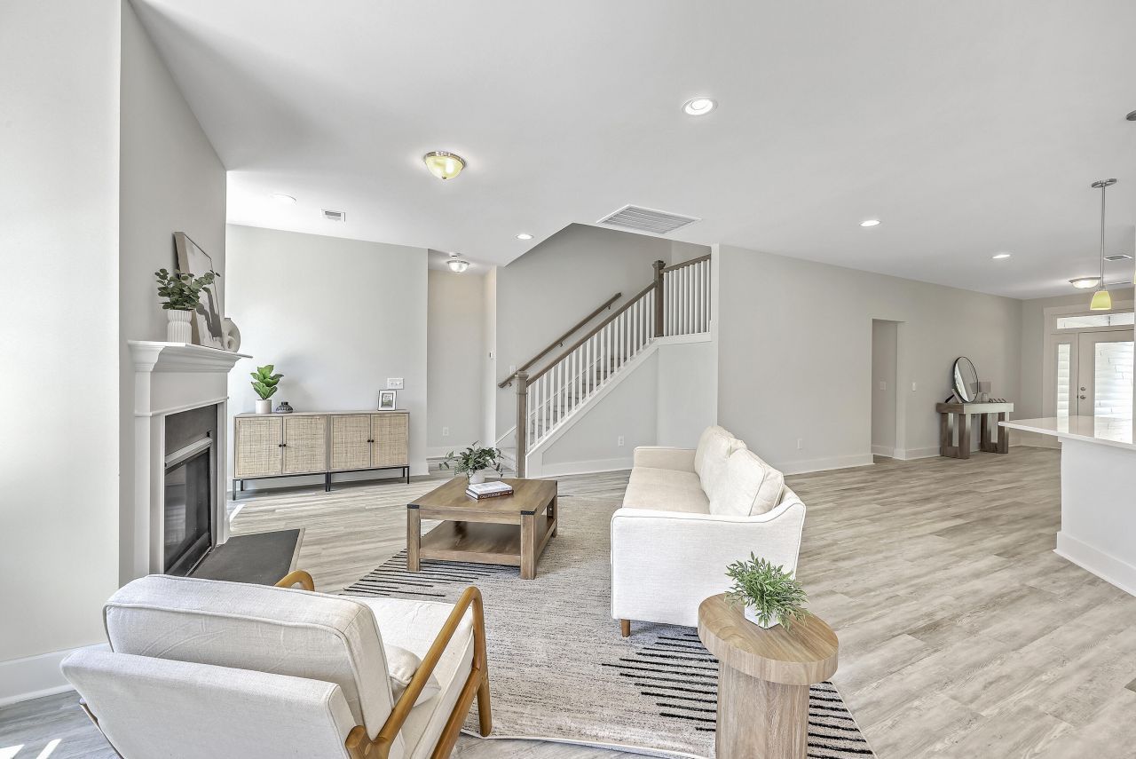 306 Mizell Road Photo 11