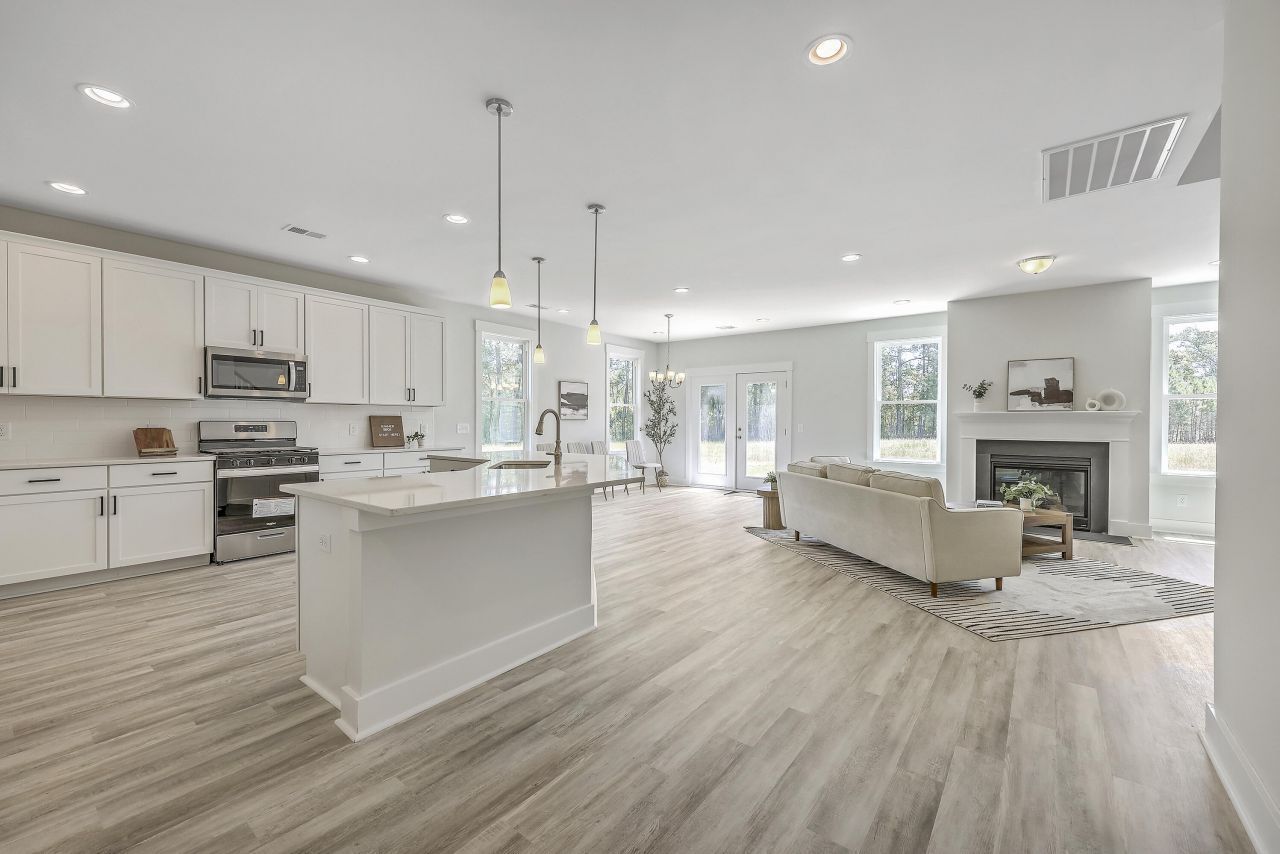 306 Mizell Road Photo 8