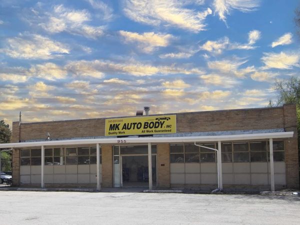 955 RAND Road, Des Plaines, IL 60016