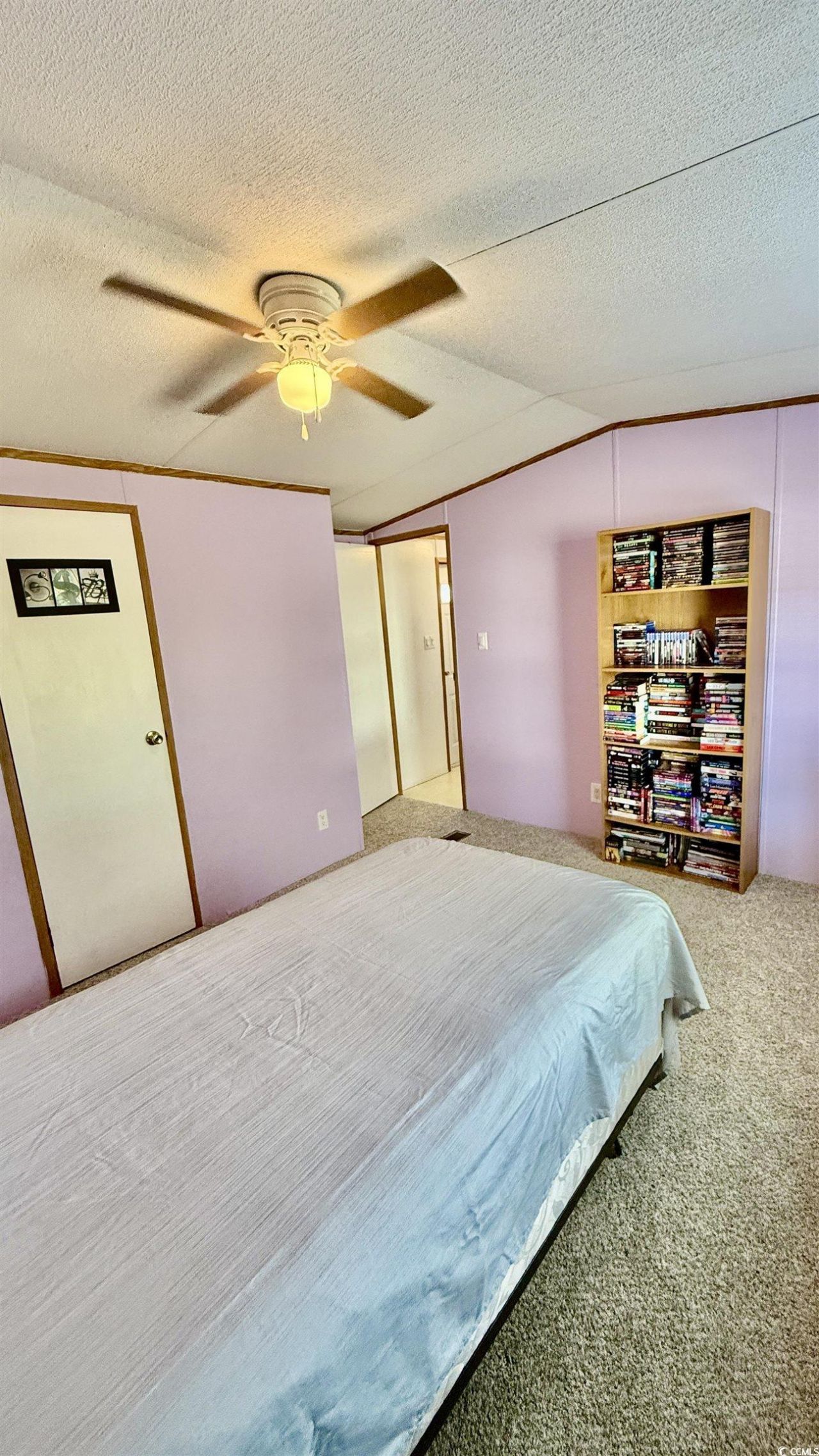 1056 Hunter Way Photo 15